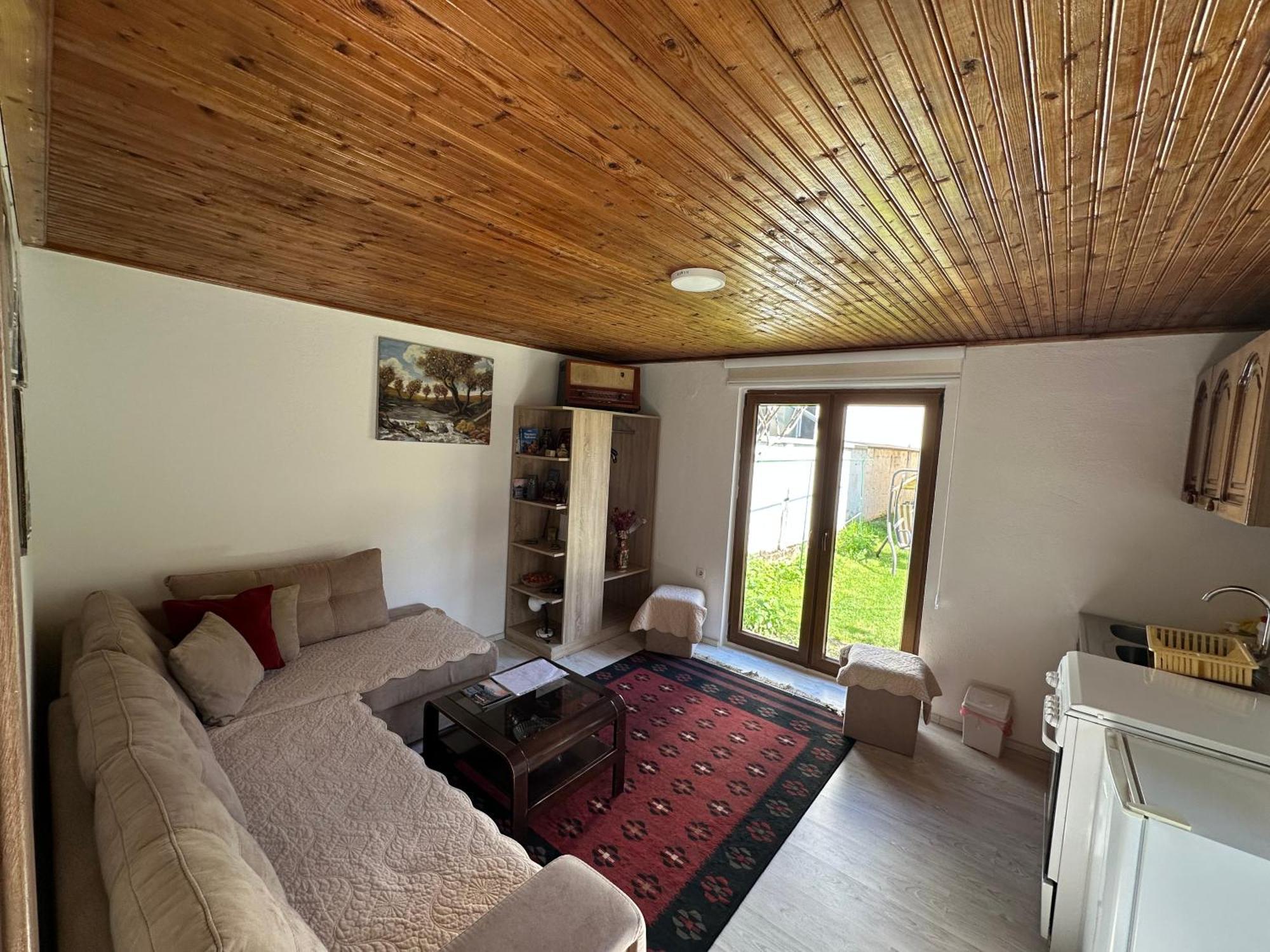 Garden Guesthouse Gjakova Ngoại thất bức ảnh